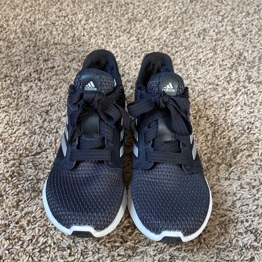 New Women’s Adidas